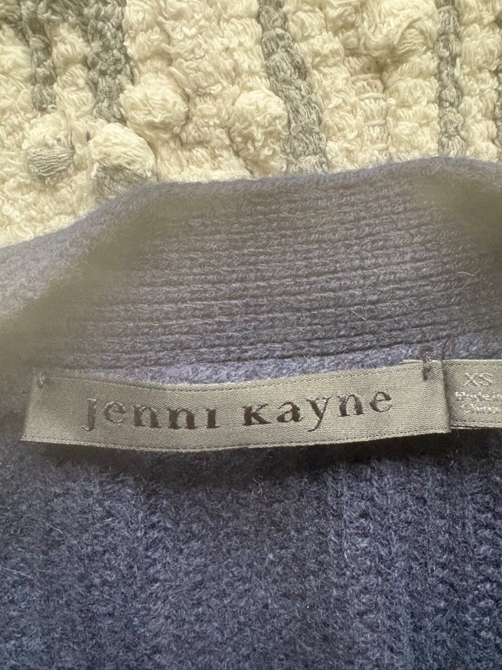 Jenni Kayne Navy Cashmere Sweater - XS - Excellent Condition - Picture 2 of 5